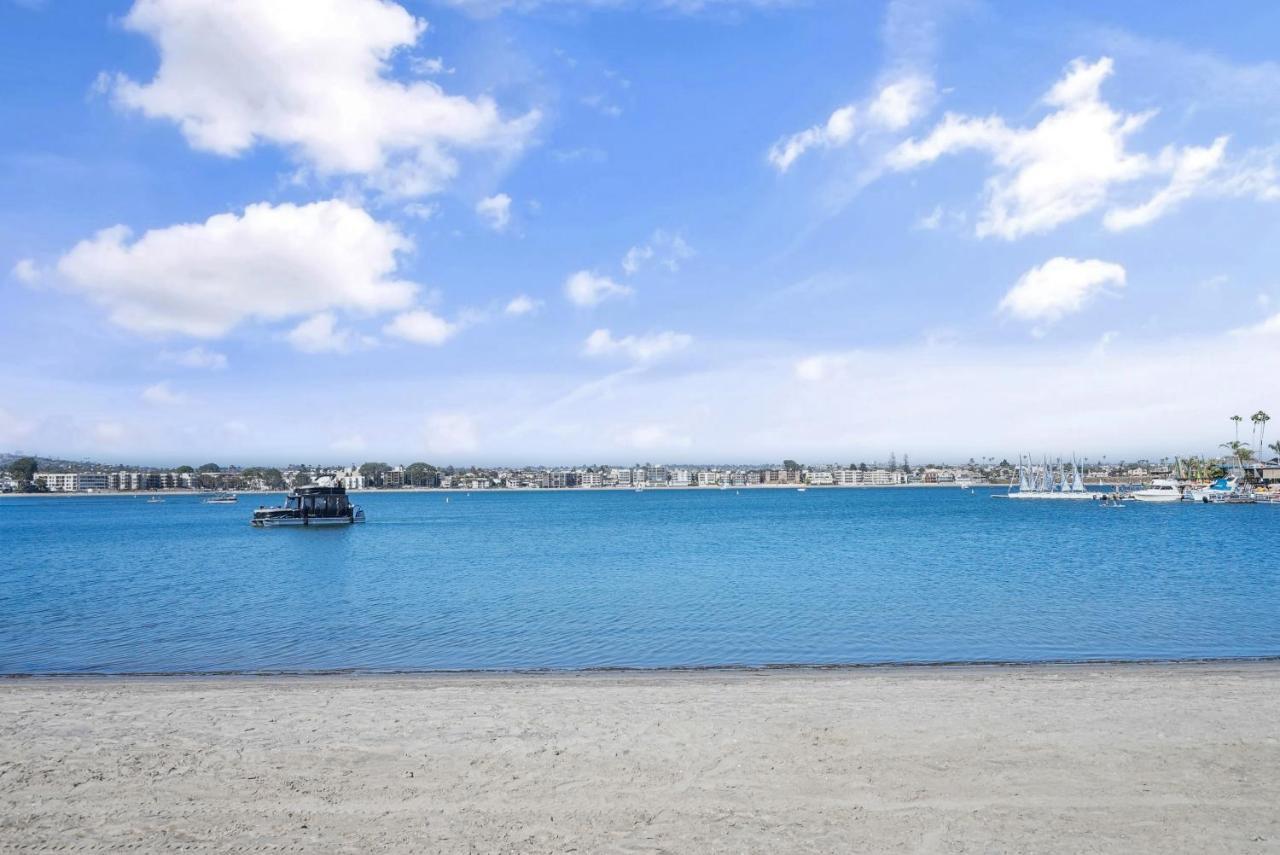 Mission Bay Condo - Steps To Sand, Dining, Ac, Parking & Shops! San Diego Bagian luar foto